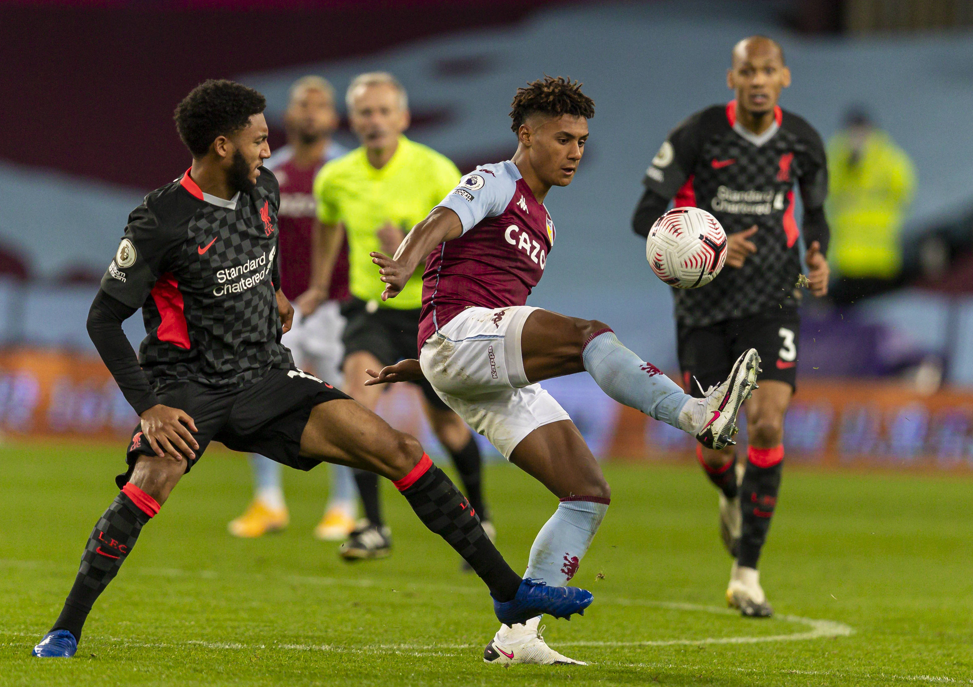 他非凡的足 他非凡的足